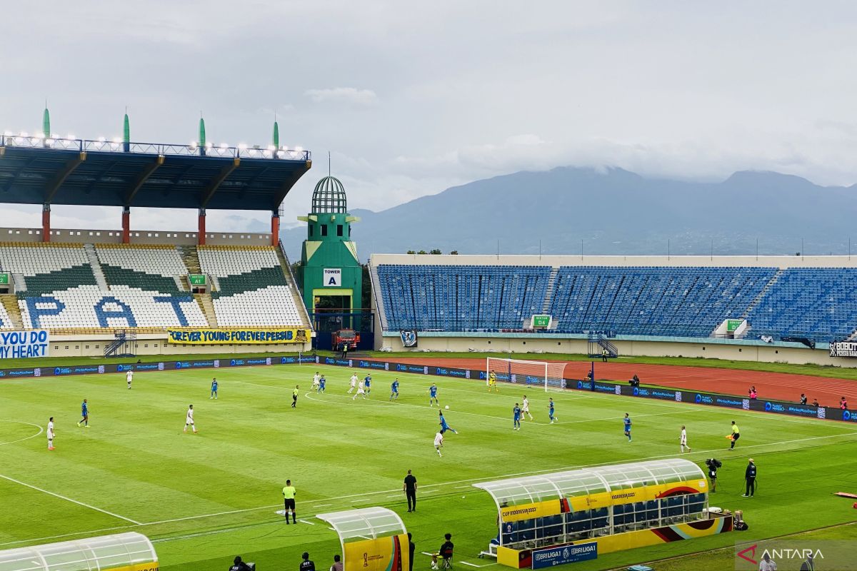 Liga 1: Persib Bandung bekuk Persija Jakarta