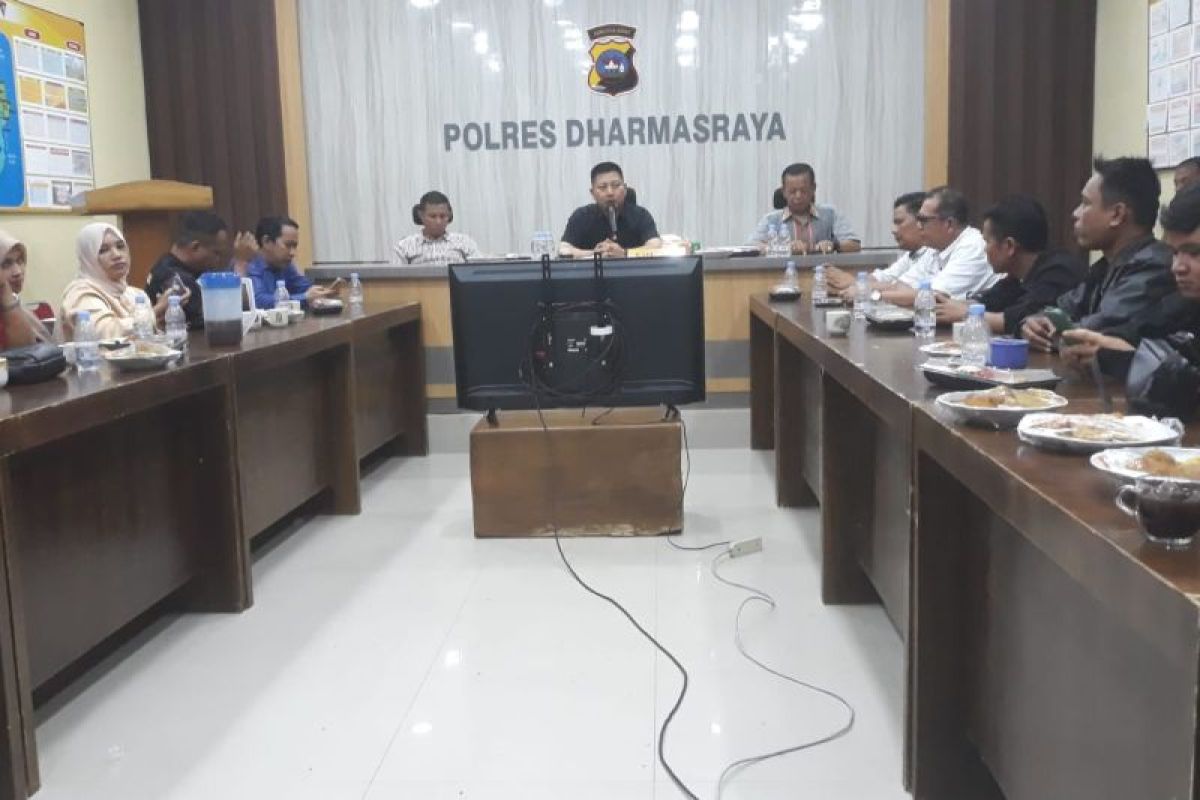 Kapolres Dharmasraya : seluruh jajaran siap berkomunikasi dengan insan pers