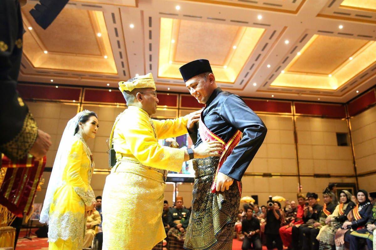Mantan Wagub Sumut terima  gelar kehormatan dari Sultan Kotapinang