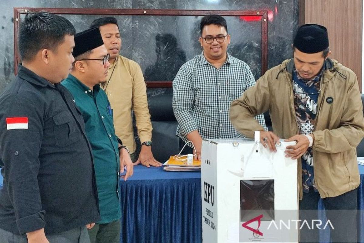 KPU Makassar selesaikan rekapitulasi penghitungan suara selama 8 hari
