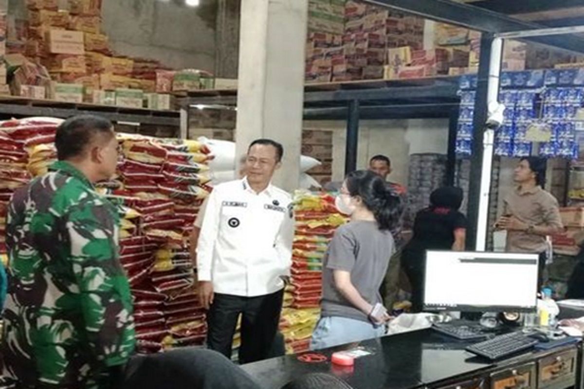 Pj Wali Kota Prabumulih dan forkopimda tinjau stok dan harga sembako