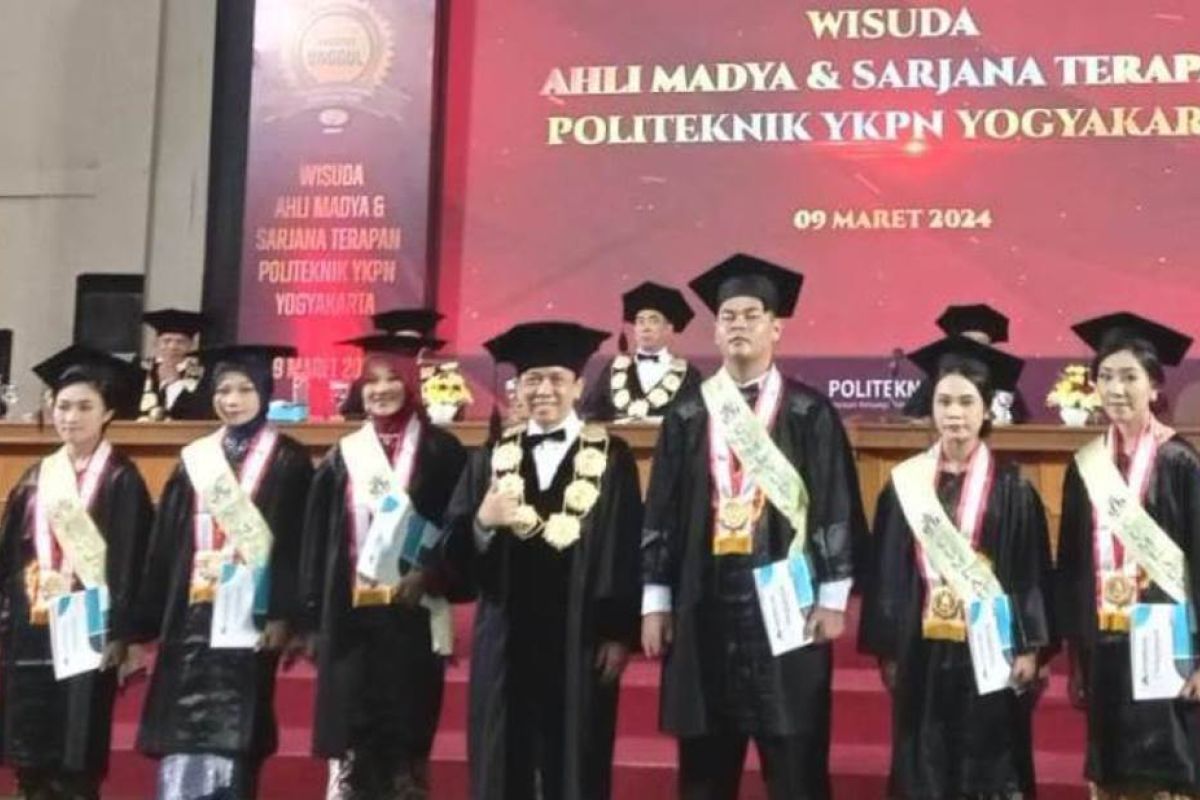 Polteknik YKPN Yogyakarta mewisuda 84 lulusan