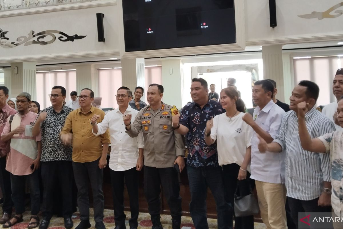 Pemkot dan 150 pedagang kaji revitalisasi  pasar 16 Ilir Palembang