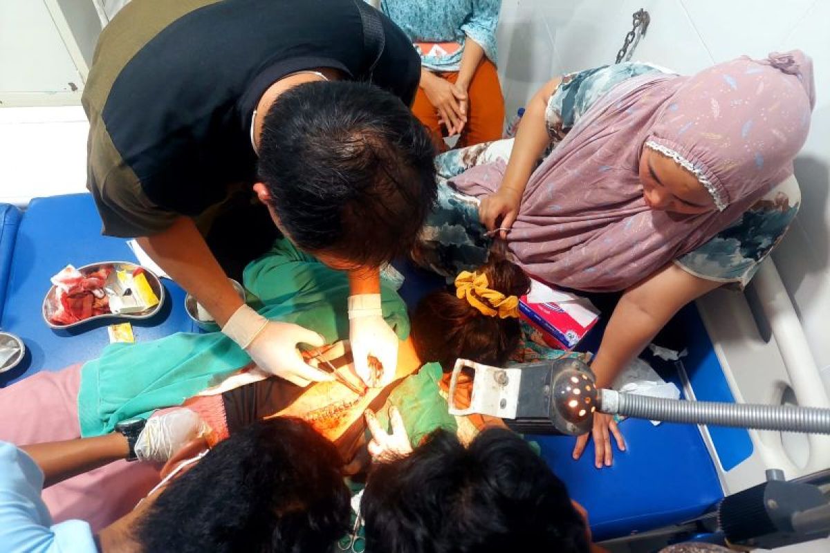 Seorang perawat di Lombok Timur dianiaya orang tak dikenal saat pulang kerja