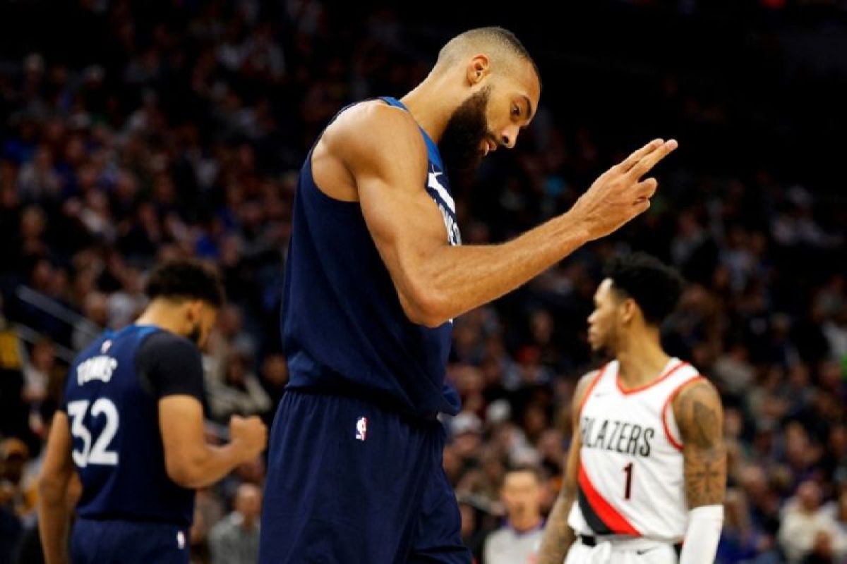 NBA denda Rudy Gobert Rp1,5 miliar karena menghina wasit