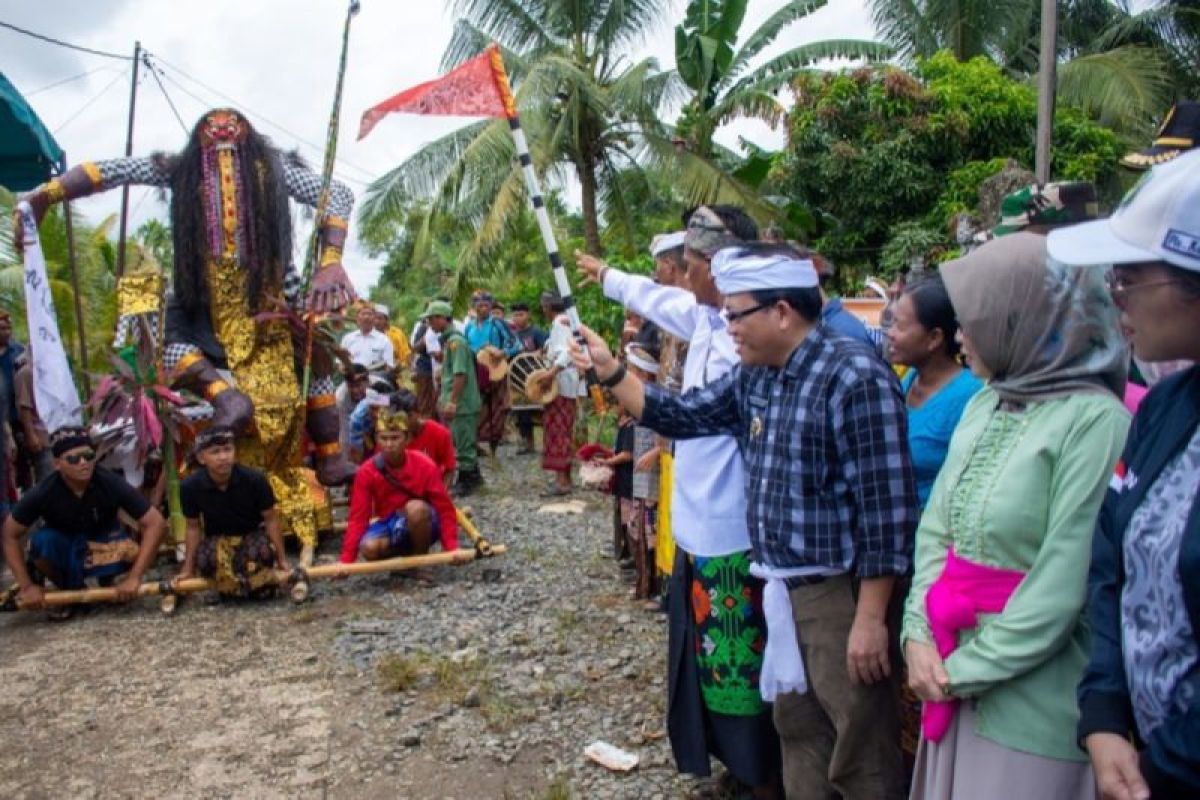 Pawai Ogoh-ogoh meriahkan Hari Raya Nyepi di Kapuas