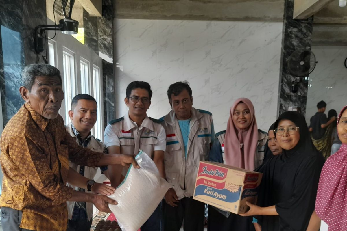 Aksi kemanusiaan: YBM PLN gerak cepat santuniwarga terdampak banjir di Kota Padang