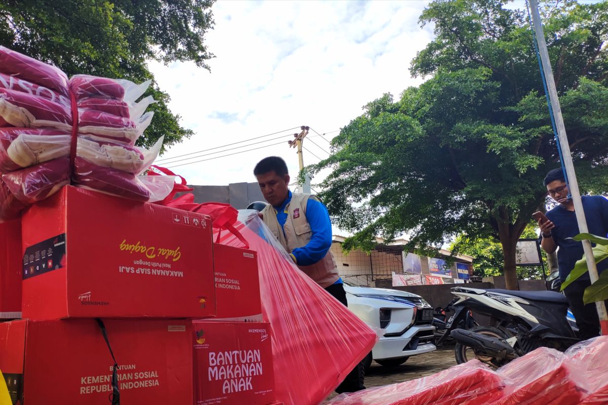 Dinsos Lampung distribusikan persediaan pengaman pangan antisipasi bencana