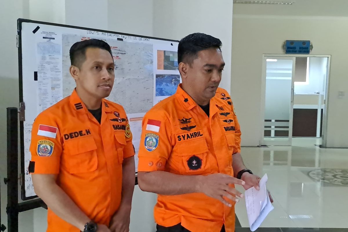 Joint SAR team searches for black box of Smart Aviation plane