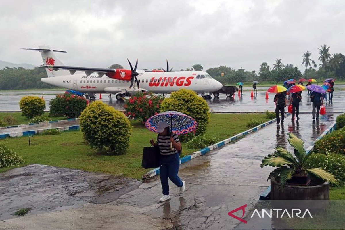 Bandara Larantuka siapkan kebijakan penerbangan jelang Semana Santa