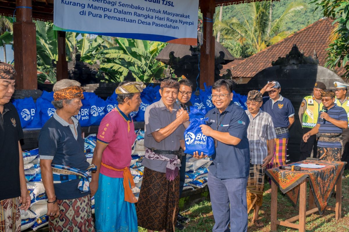 Peringati Hari Raya Nyepi, BRI Peduli bagikan bantuan sembako di Bali