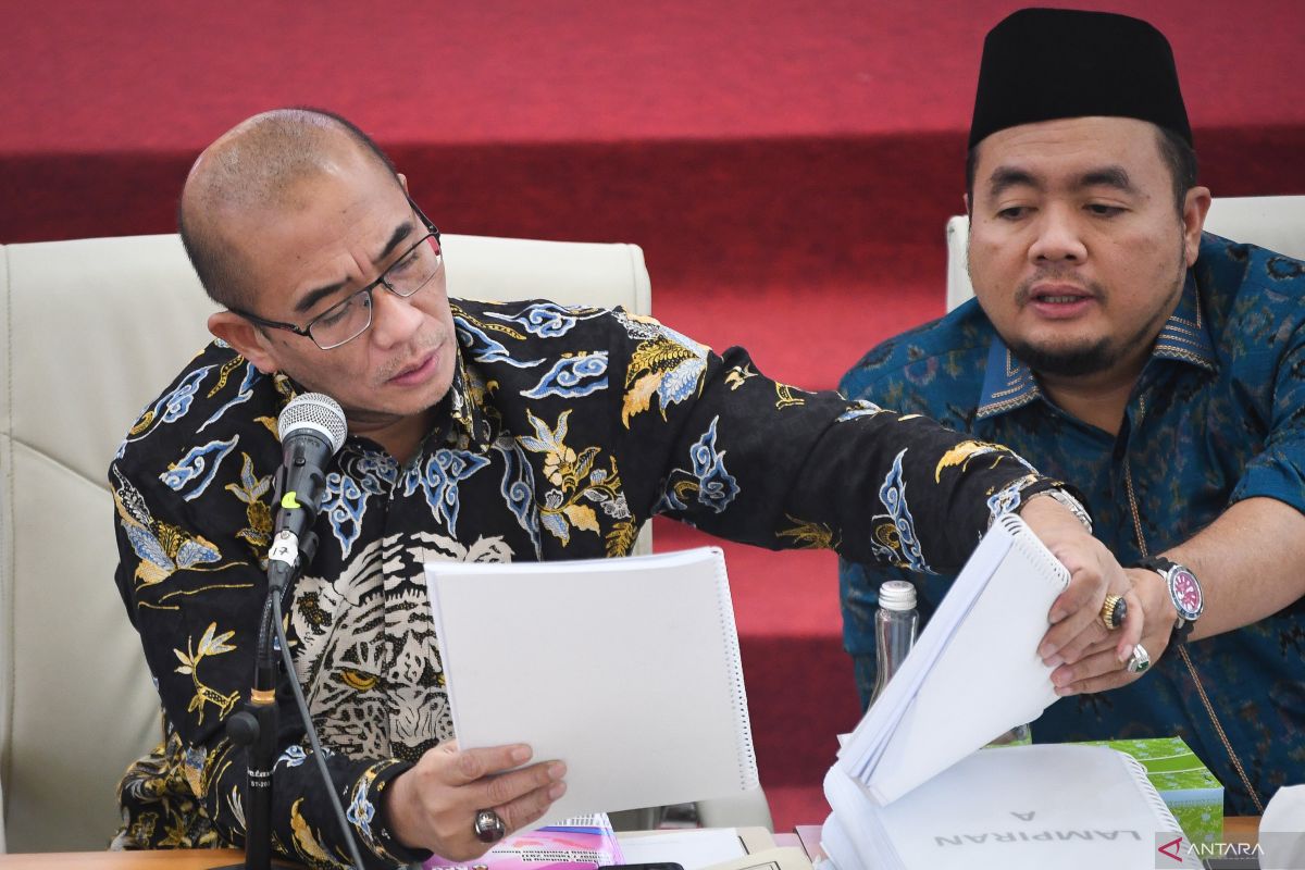 KPU pertimbangkan rekapitulasi suara nasional dalam dua panel