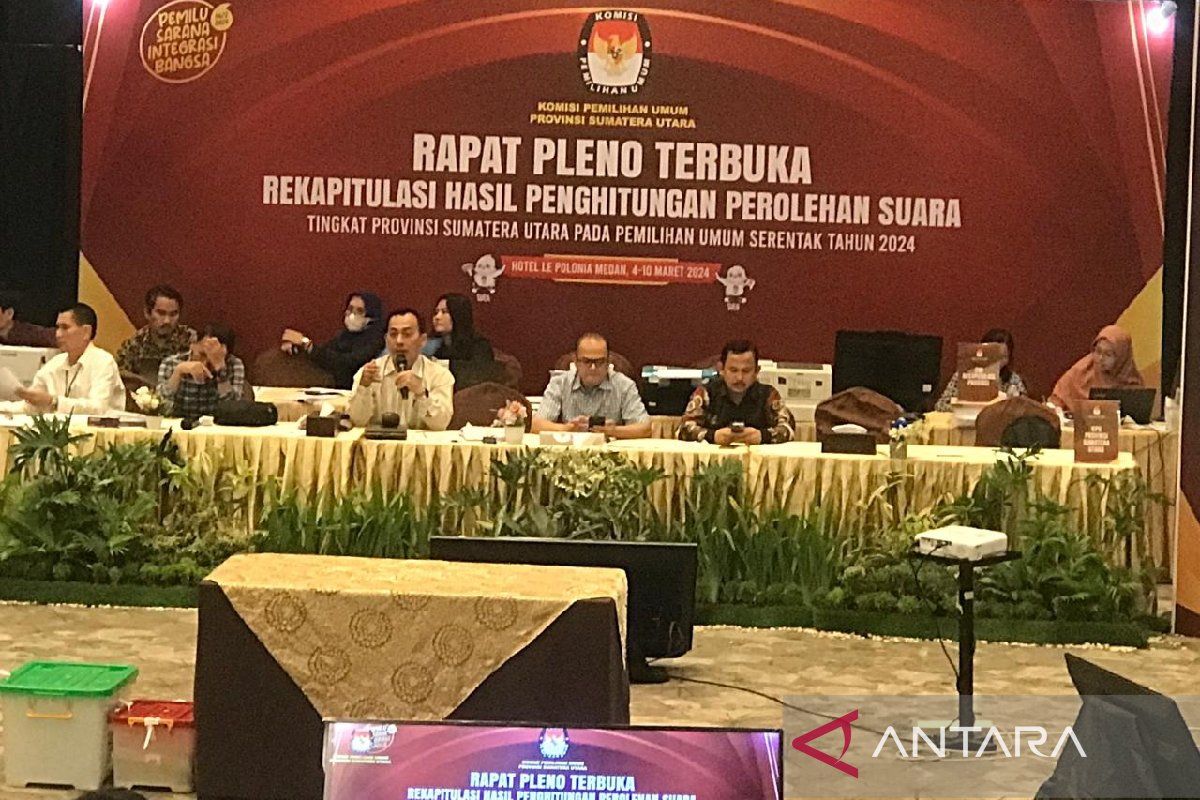 KPU Sumut tunda rapat pleno  tunggu rekapitulasi suara Kota Medan
