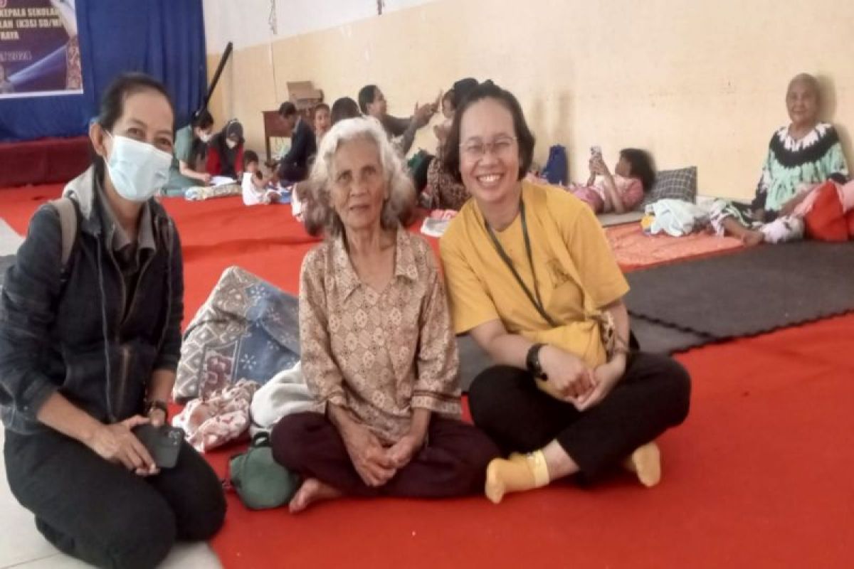 Pengungsi lansia di Palangka Raya diberikan pendampingan