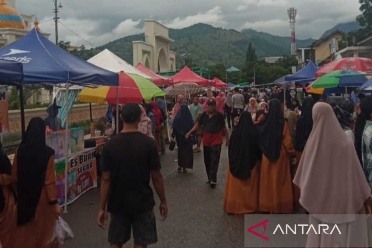 Pemkot Bima gelar Pasar Ramadhan dorong pertumbuhan UMKM