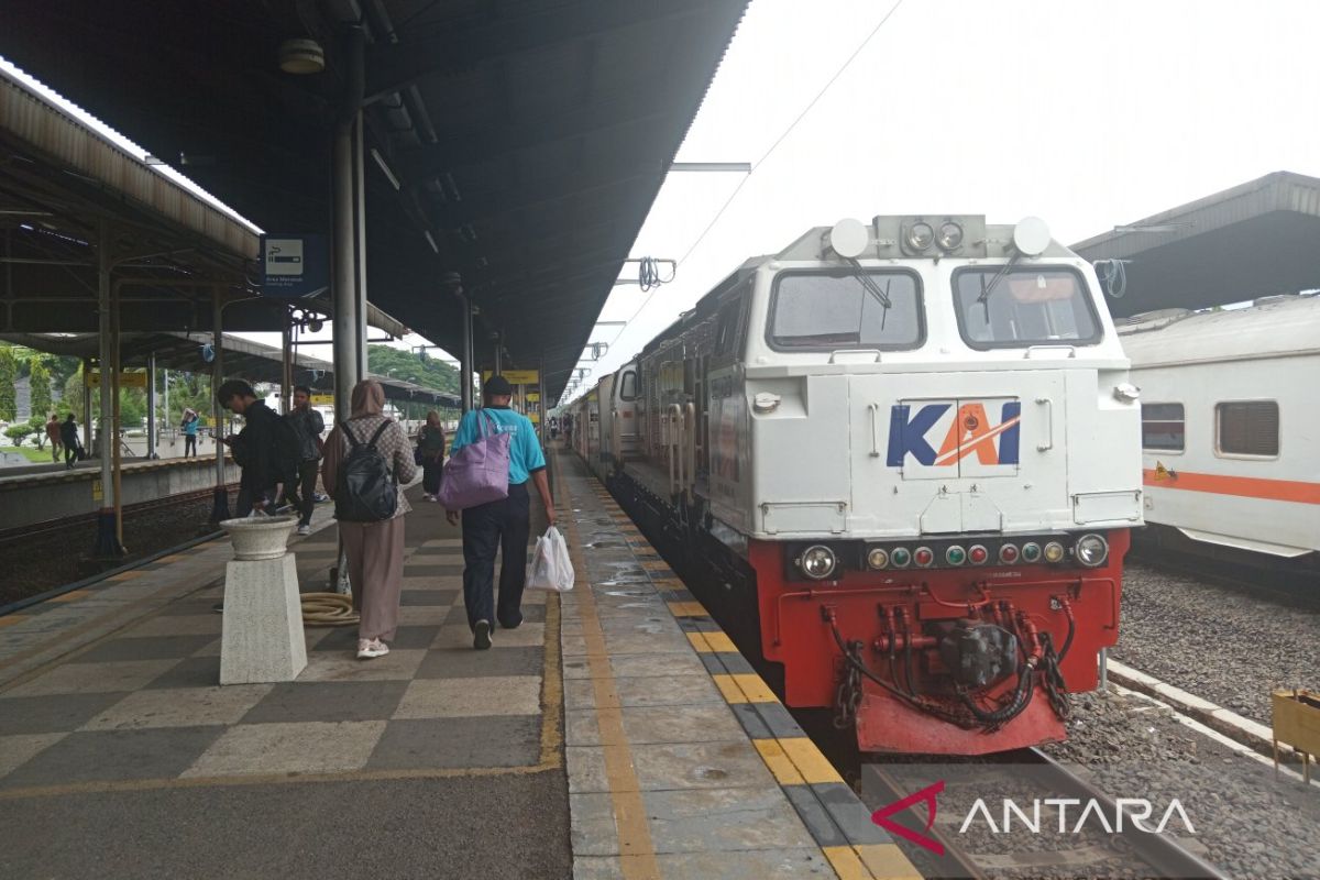 KAI Cirebon catat jumlah penumpang naik 130 persen pada libur panjang