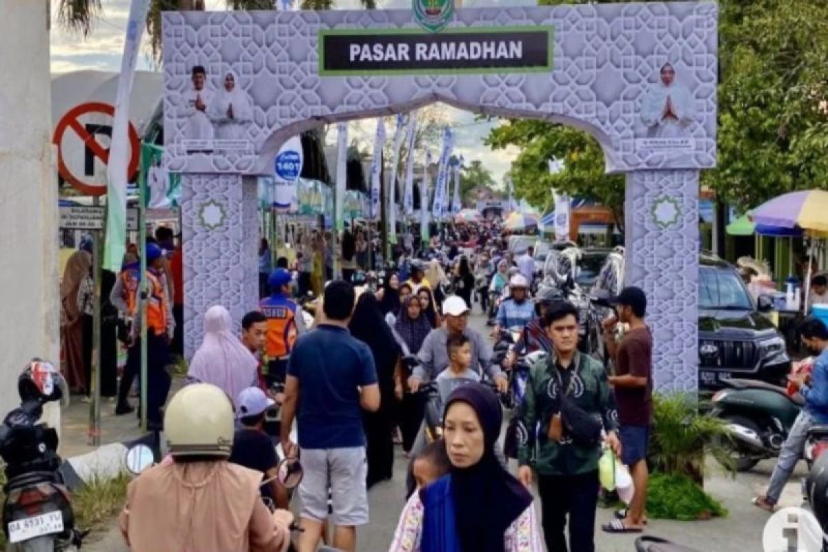 Ratusan UMKM warnai pasar Ramadhan di Kabupaten Balangan Kalsel