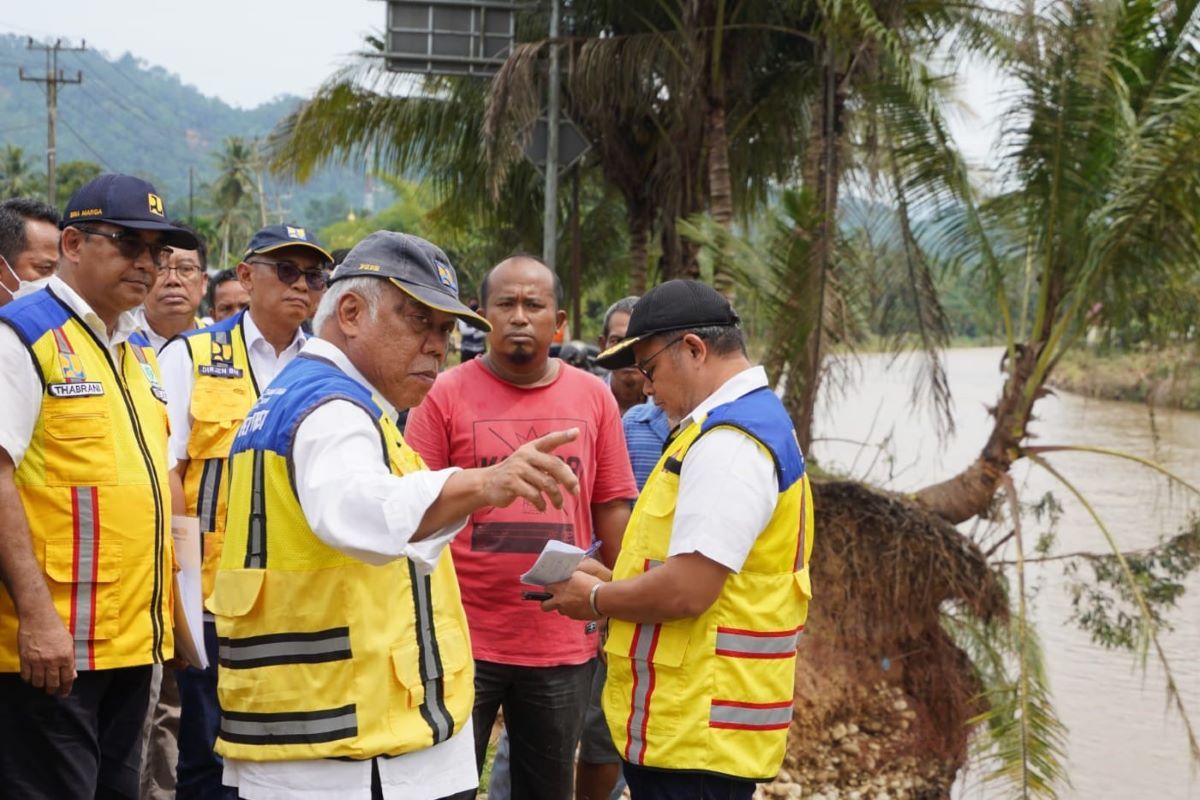 Penanganan banjir Sumbar tuntas dua pekan, ungkap Menteri PUPR