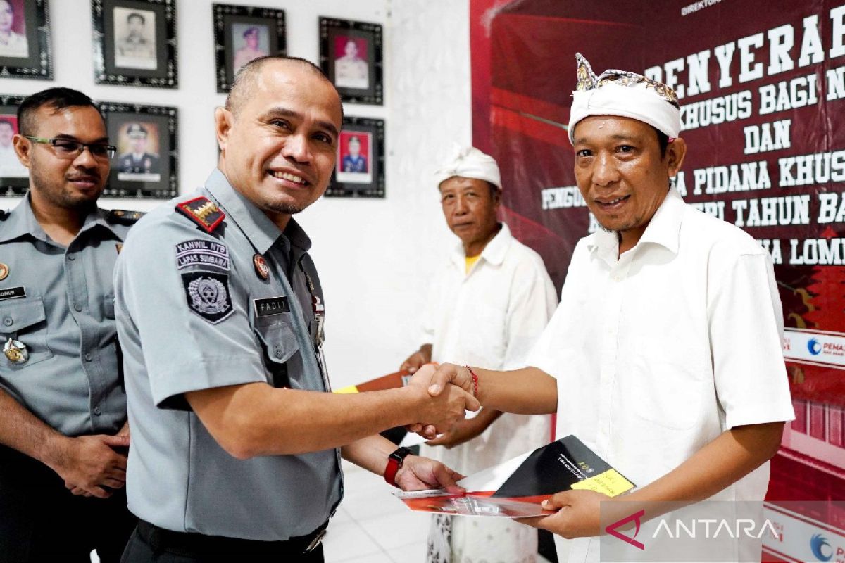 Sebanyak 59 narapidana Lapas Lombok Barat beragama Hindu terima remisi Nyepi