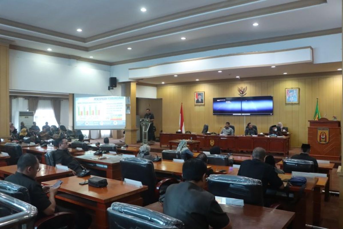 DPRD Banjarbaru gelar rapat paripurna LKPj wali kota dan program Propemperda
