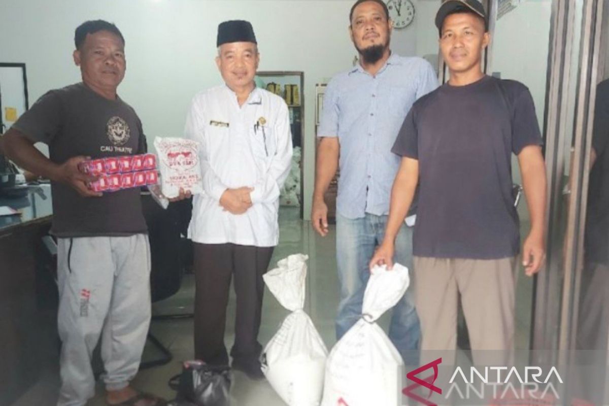 Pemkot Tanjung Balai salurkan ratusan paket Ramadhan ke masjid-mushala