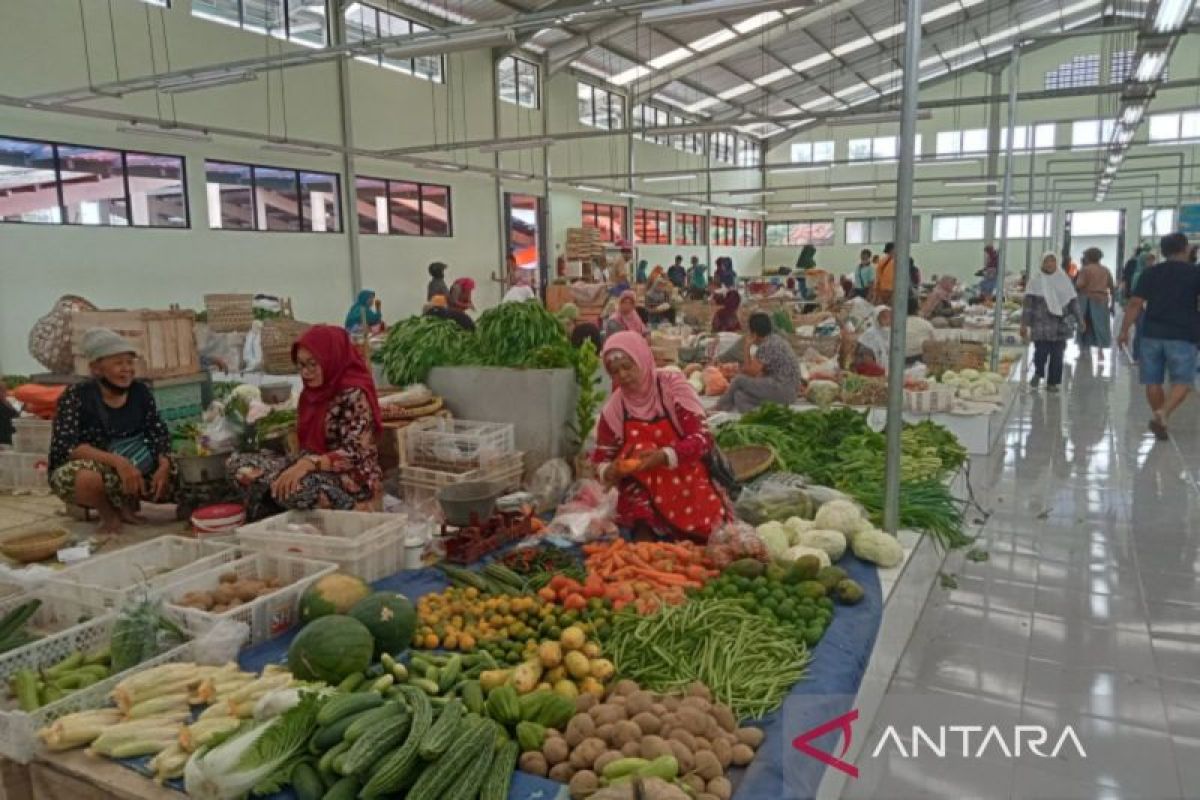 Harga pangan di pasar tradisional Bantul relatif stabil