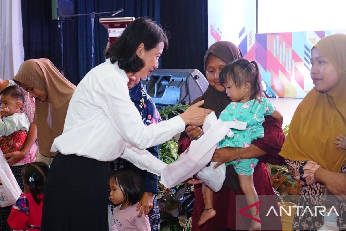 PTPN IV PalmCo tanggulangi 1.100 anak stunting wujudkan Indonesia Emas 2045