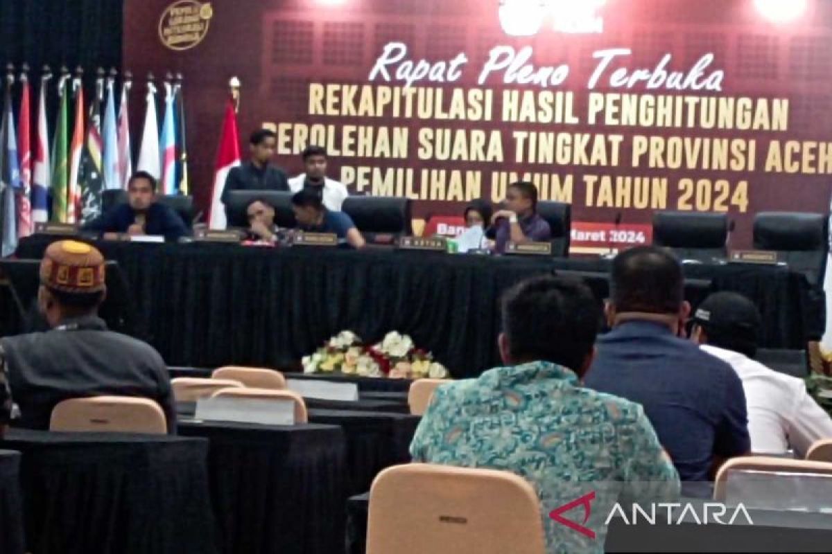 KIP Aceh tetapkan empat calon anggota DPD peraih suara terbanyak, Haji Uma paling tinggi