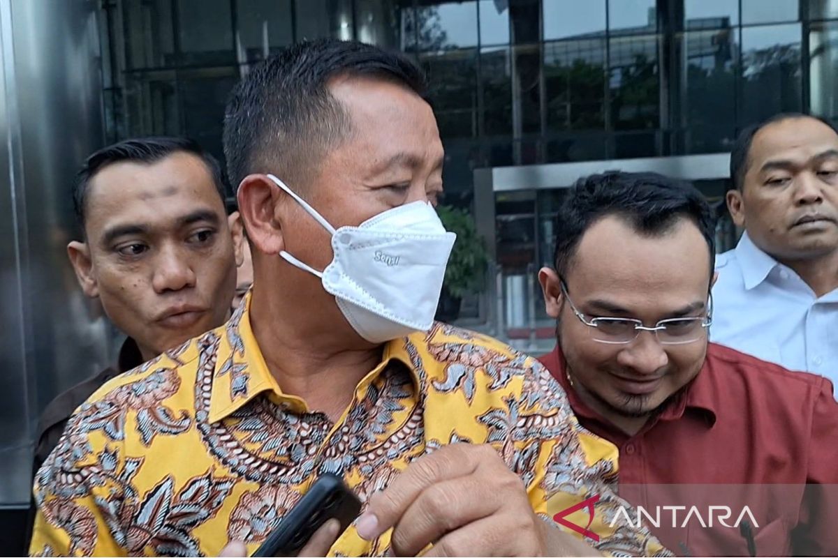 Kuasa hukum Sekda Bandung Ema Sumarna benarkan kliennya tersangka KPK