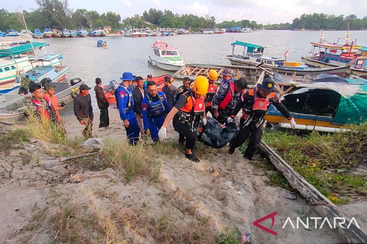 Warga tenggelam di Pelabuhan Jelitik Sungailiat ditemukan meninggal dunia