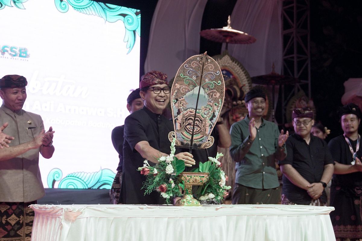 Pemkab Badung dan masyarakat Kuta lestarikan seni dan budaya Bali