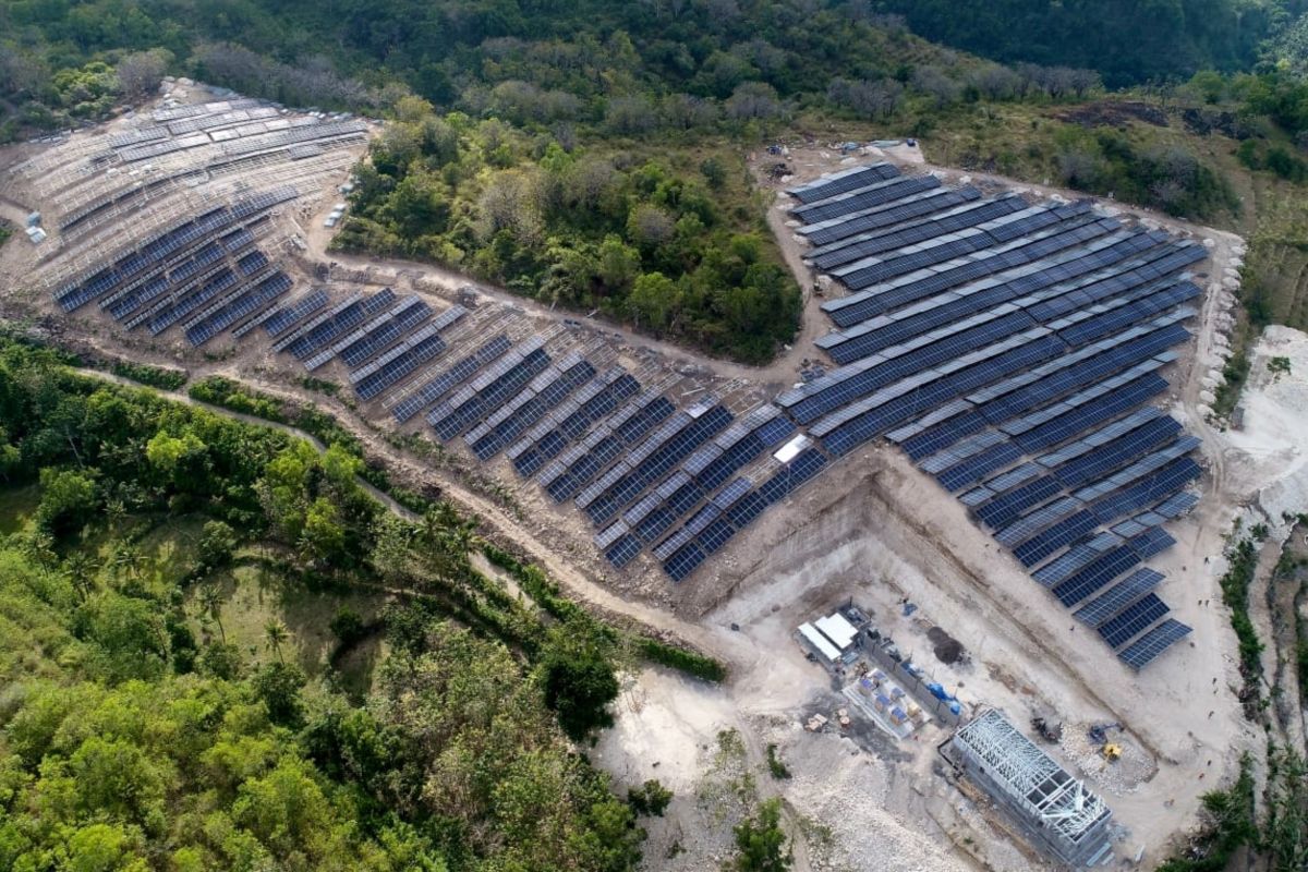 PLN beberkan upaya tambahan energi terbarukan di Nusa Penida