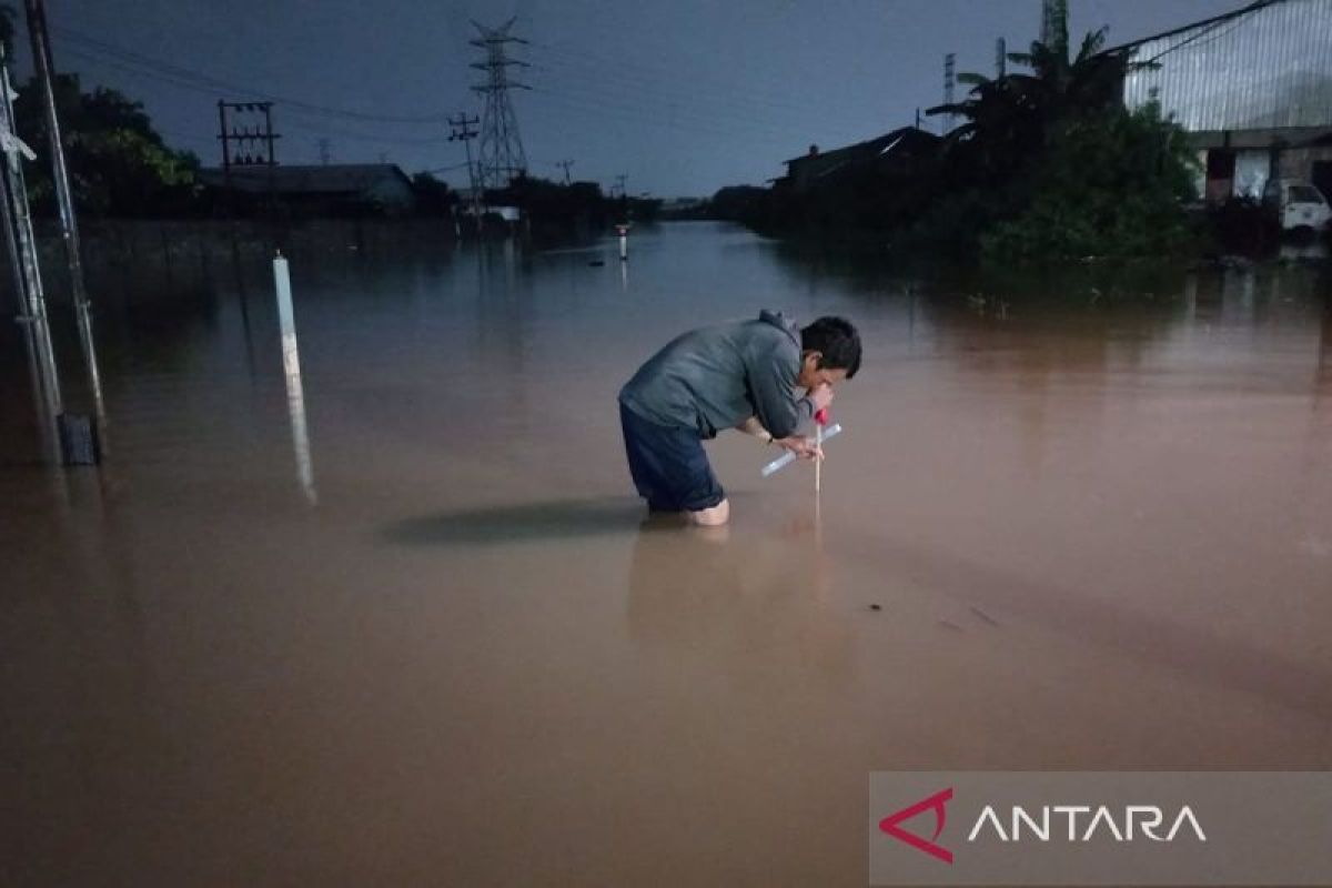 KA Pandalungan terlambat enam jam di Stasiun Jember dampak banjir