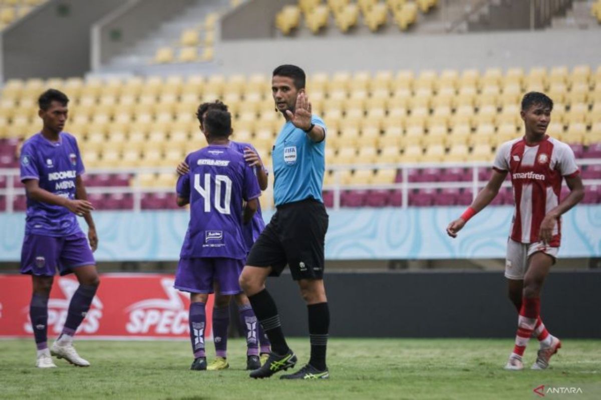 Pelatih Madura United memuji kepemimpinan wasit Thoriq M Alkatiri