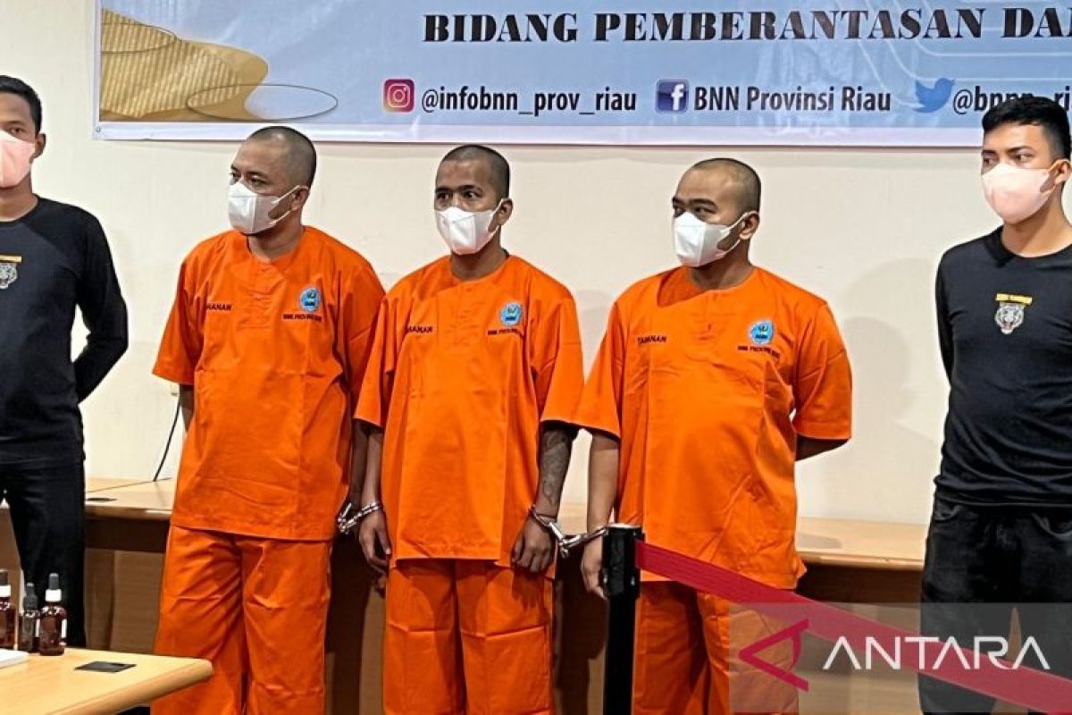 Pecatan Polres Rohul dibekuk usai edarkan sabu di Pekanbaru