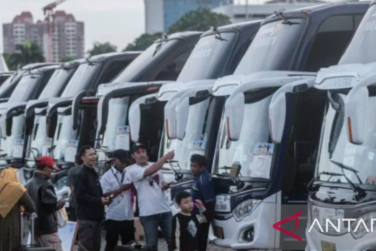 Pemkab Karawang siapkan 15 bus dalam program mudik gratis Lebaran 2024