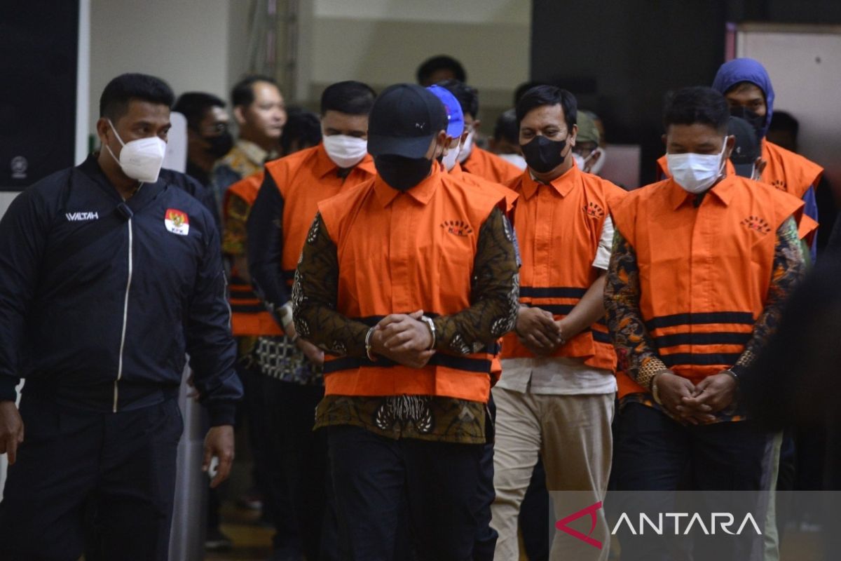 KPK berhentikan sementara 15 pegawai terlibat pungli di Rutan