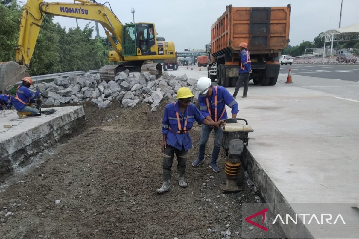 Jasamarga Transjawa lakukan pemeliharaan rutin Tol Jakarta-Cikampek