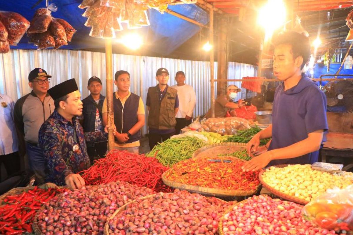 Pemkot Tangerang siagakan petugas bantu pedagang Pasar Anyar pindahan