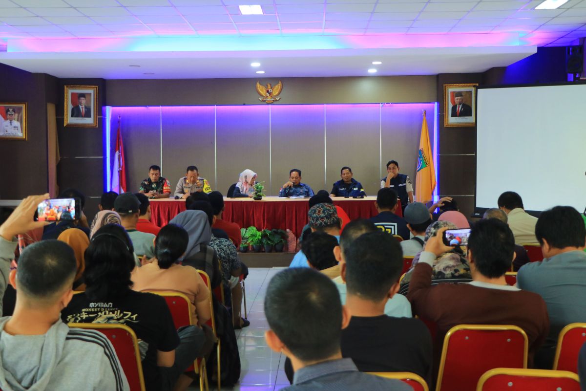 Pemkot Tangerang kembali lalukan dialog dengan pedagang Pasar Anyar