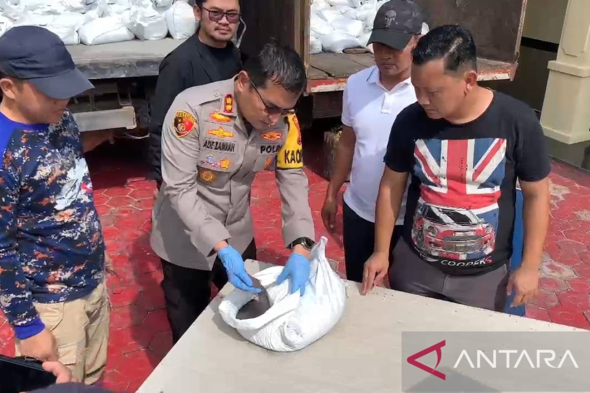Polres Bangka Barat gagalkan penyelundupan 273 karung bijih timah
