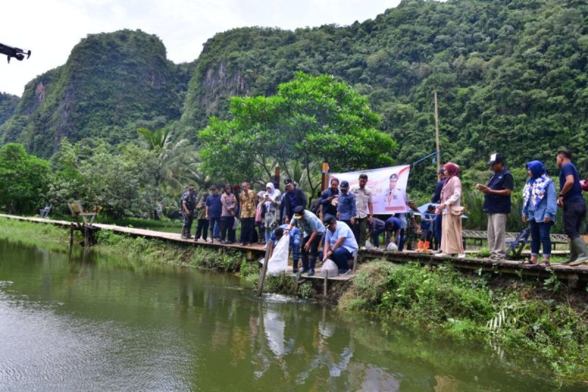 Pj Gubernur Sulsel fokus melestarikan Kawasan Rammang-Rammang