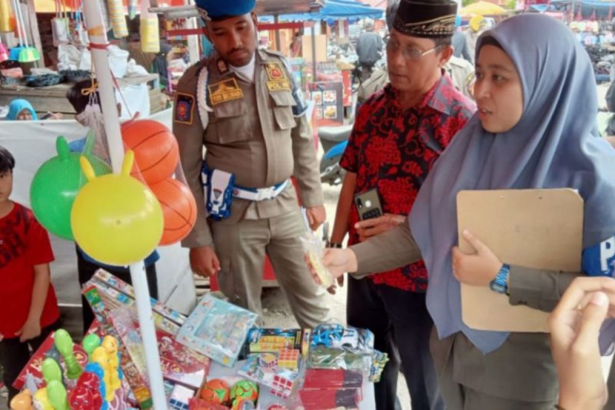 Satpol PP Damkar Agam kerahkan personil razia petasan