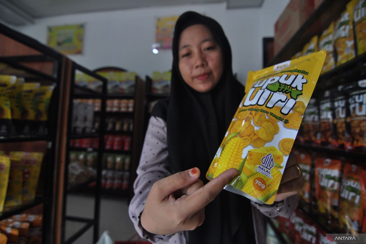 Wakil Presiden Amin mendorong sertifikasi halal untuk produk makanan dan minuman