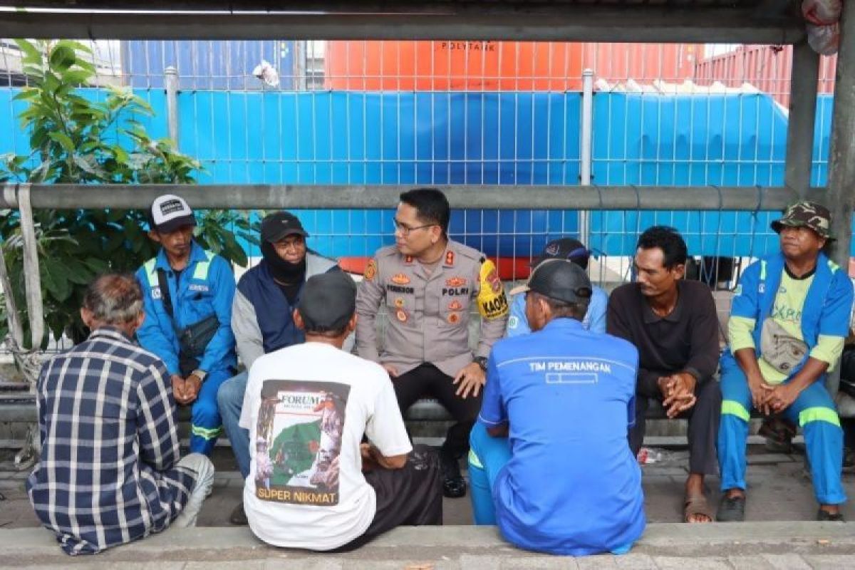 Buruh dan pengemudi ojek Pelabuhan Tanjung Priok diajak cegah tawuran