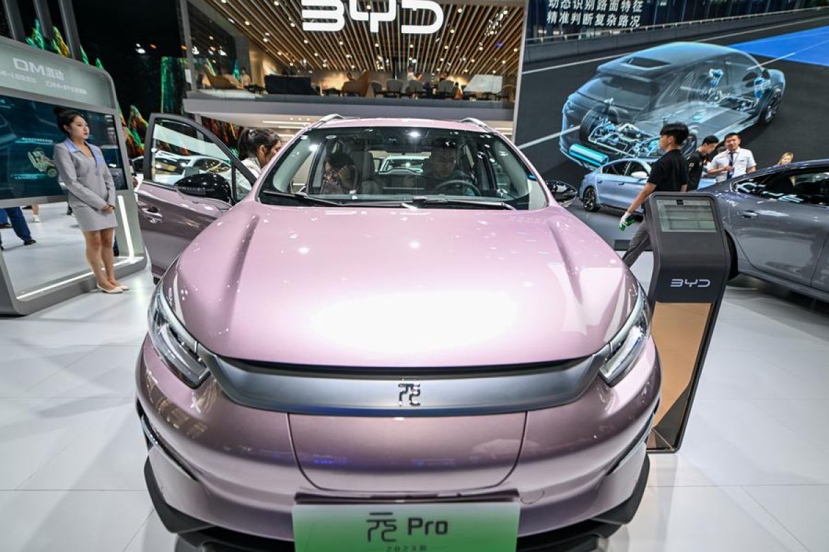 Penjualan kendaraan merek China naik 26,7 persen dua bulan awal 2024