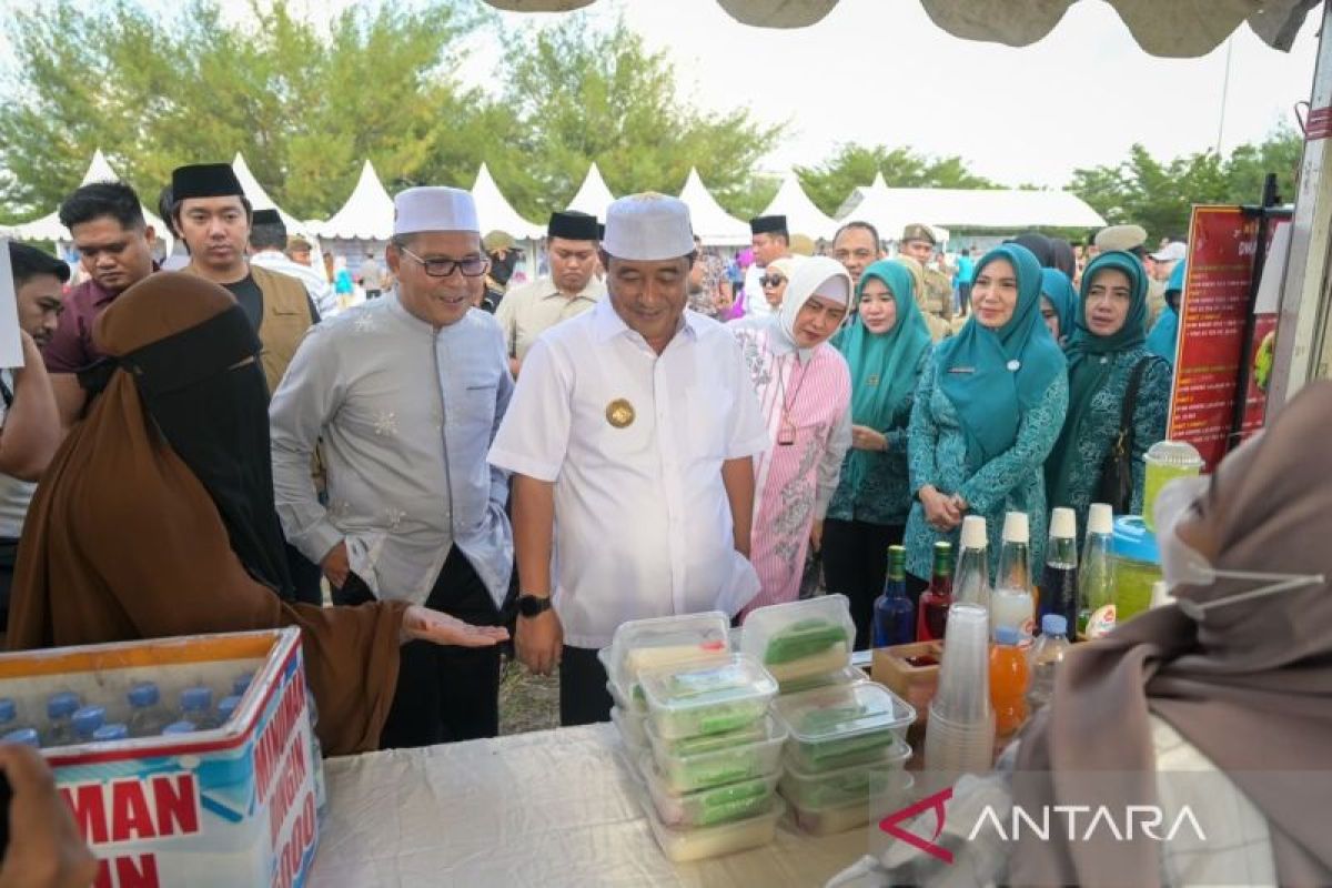 Pemkot Makassar menyiapkan 2 ton beras saat gerakan pangan murah