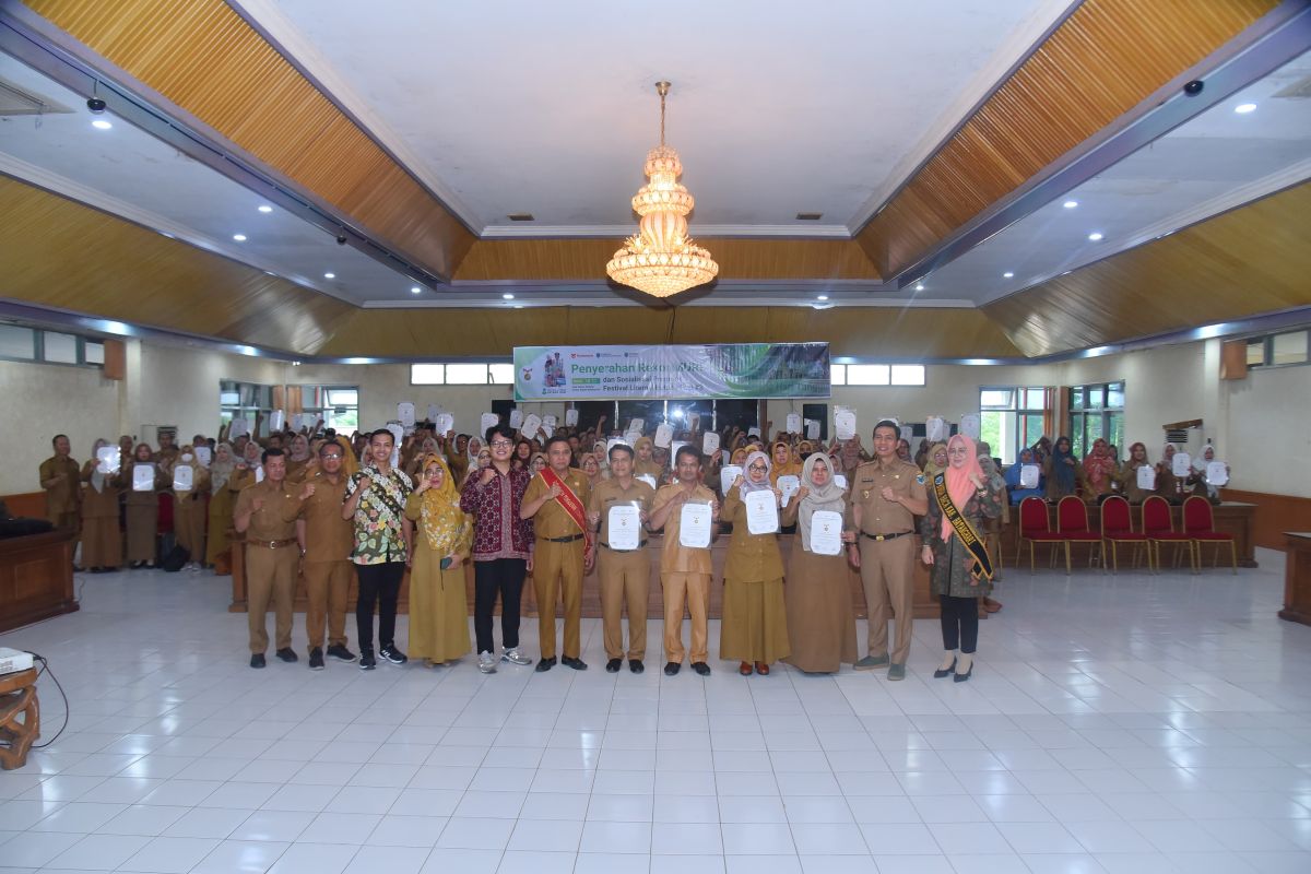 Batanghari raih penghargaan rekor muri perpustakaan sekolah berbasis website