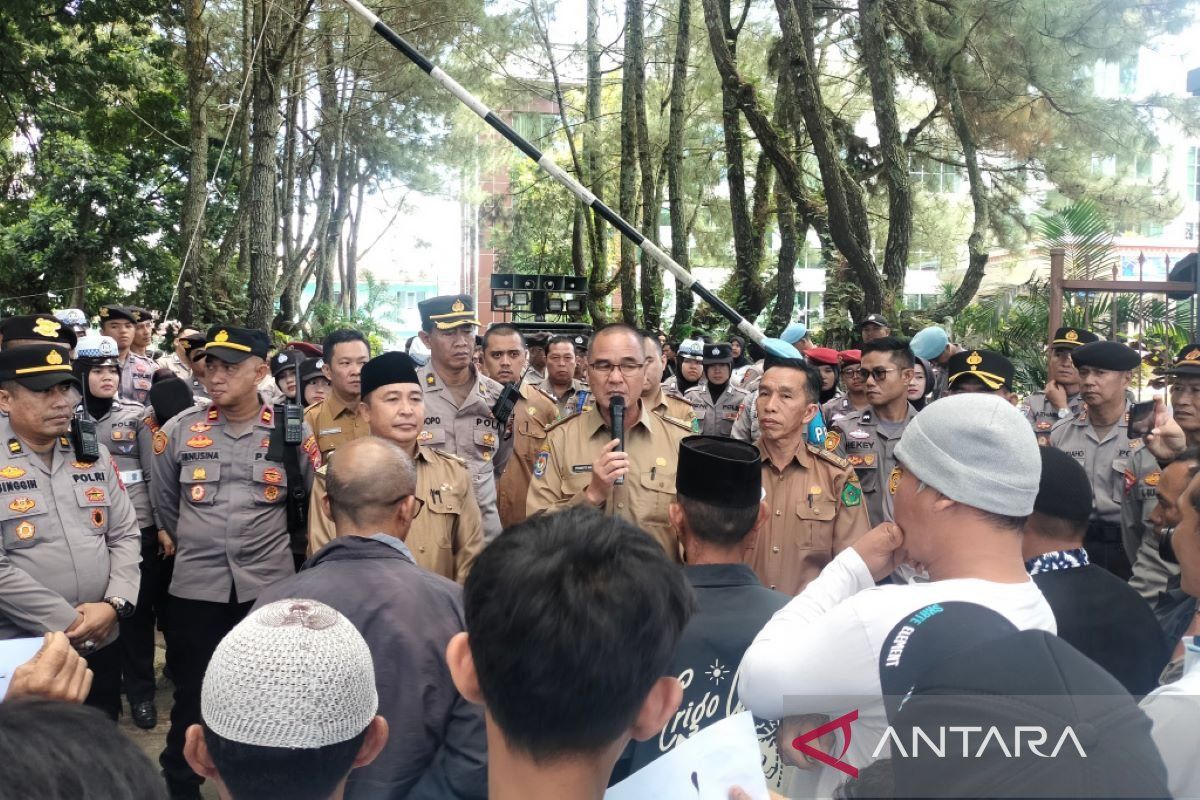 Pemkab Rejang Lebong dampingi penyelesaian sengketa pilkades serentak