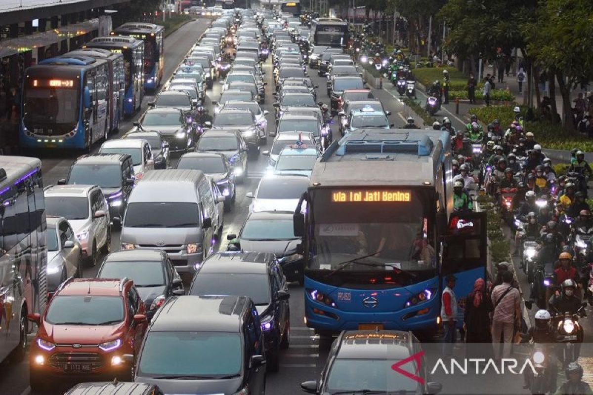 Selama Ramadhan, ada pergeseran jam kemacetan di Jakarta